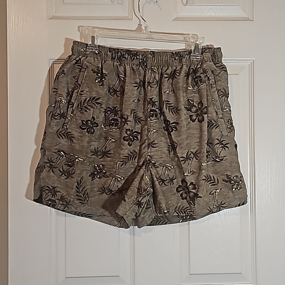 Sand & Sun Men’s Swim Trunk Green Size L 36-38
